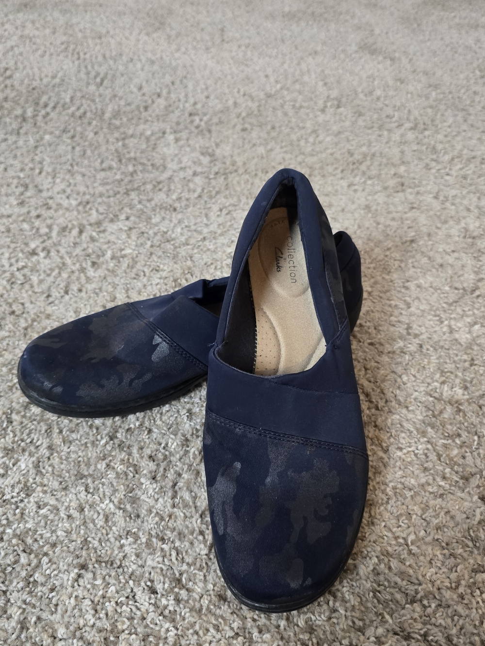Clarks Women's Blue Camo Knit Slip-On Flat Round Toe Comfort US 9 EU 40 UK 6.5